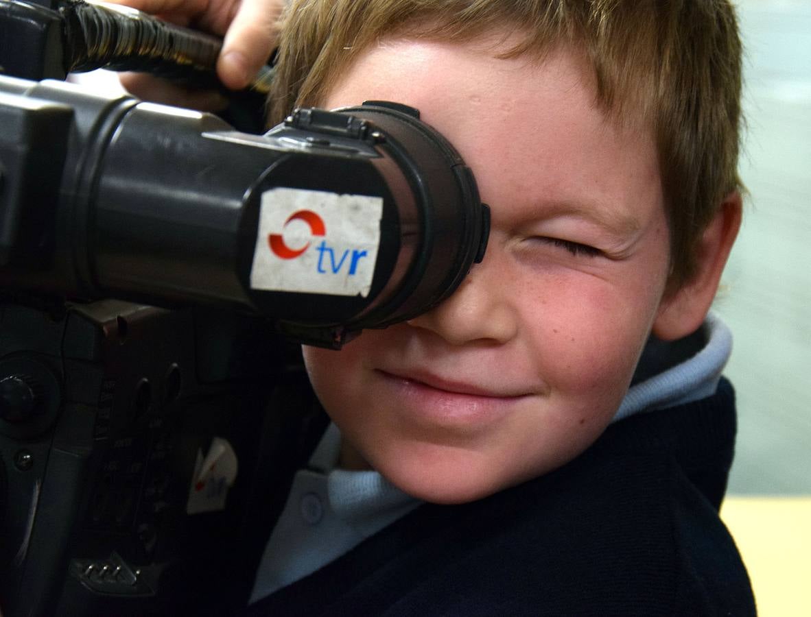 Visita de los alumnos del colegio Paula Montal