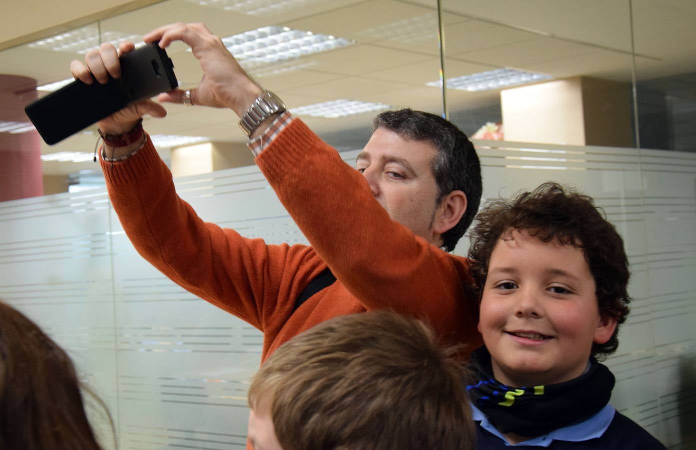 Visita de los alumnos del colegio Paula Montal