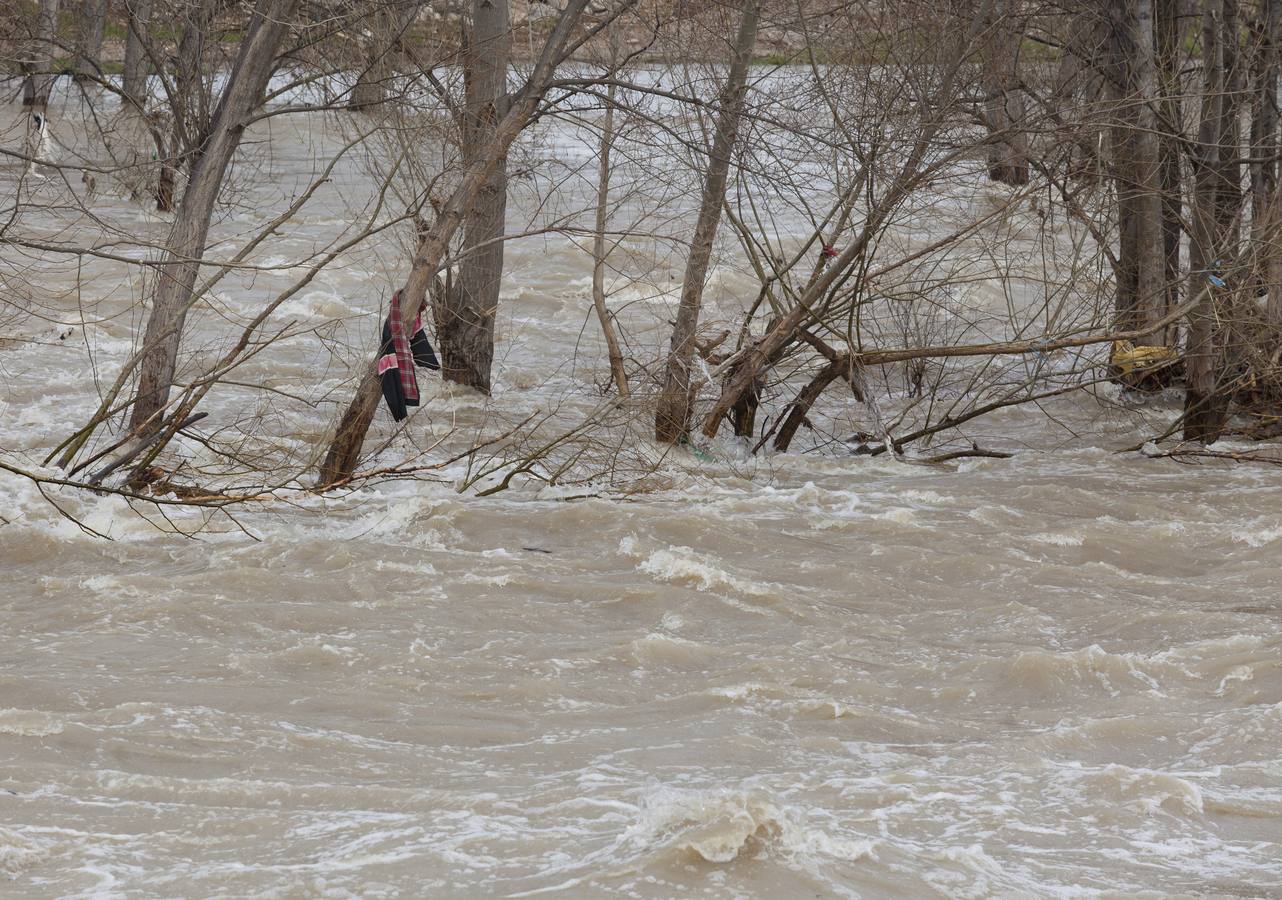 El Ebro amenaza Logroño