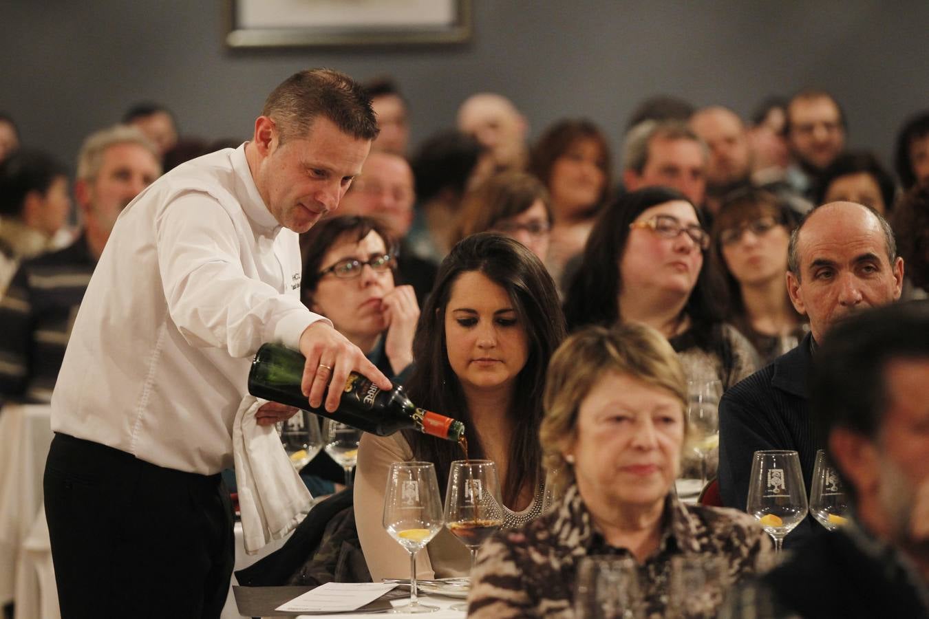 Experiencia Degusta: Cata de vermú Yzaguirre y los pinchos de La Tavina