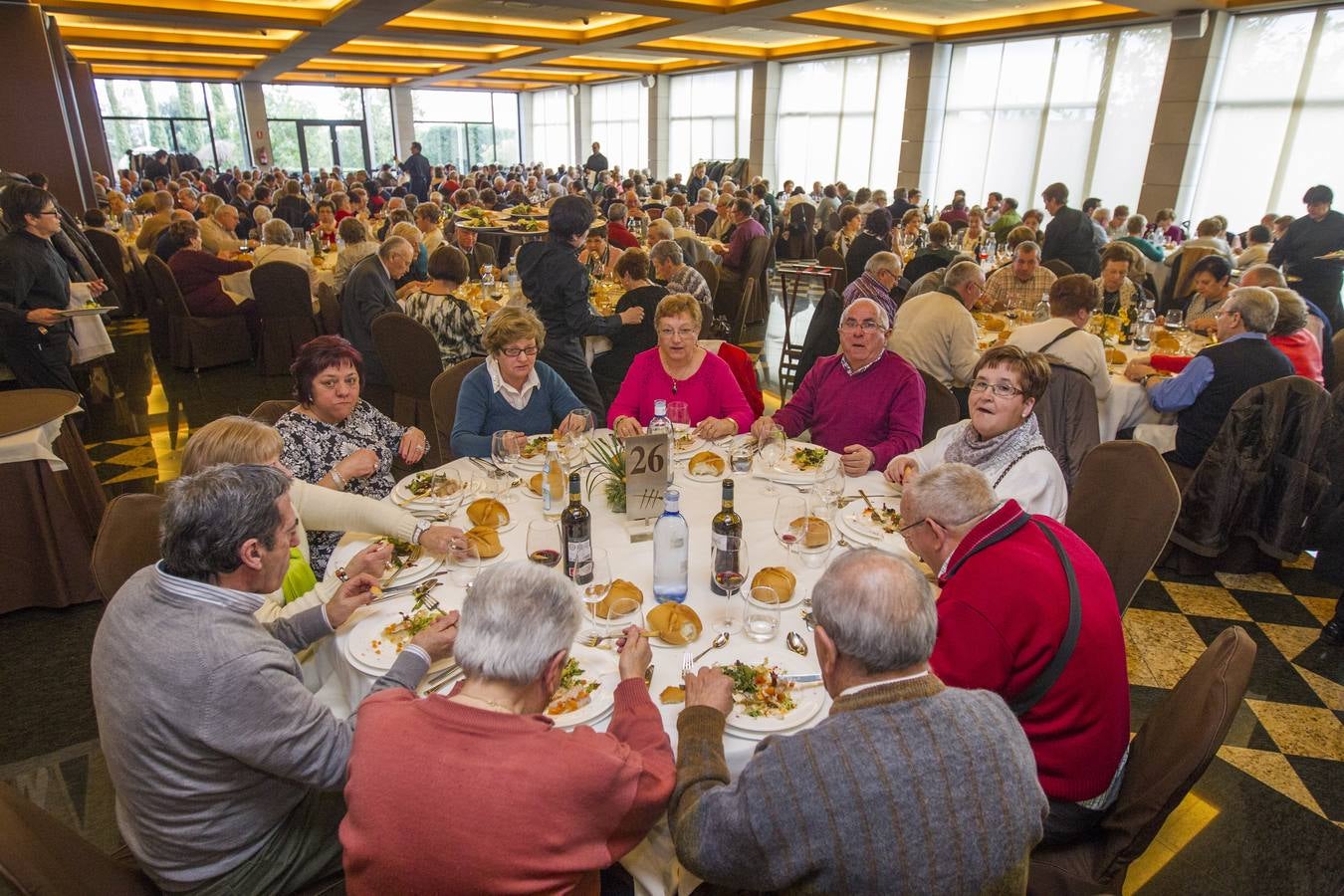 Jornada de mayores con comida en Delicatto (I)