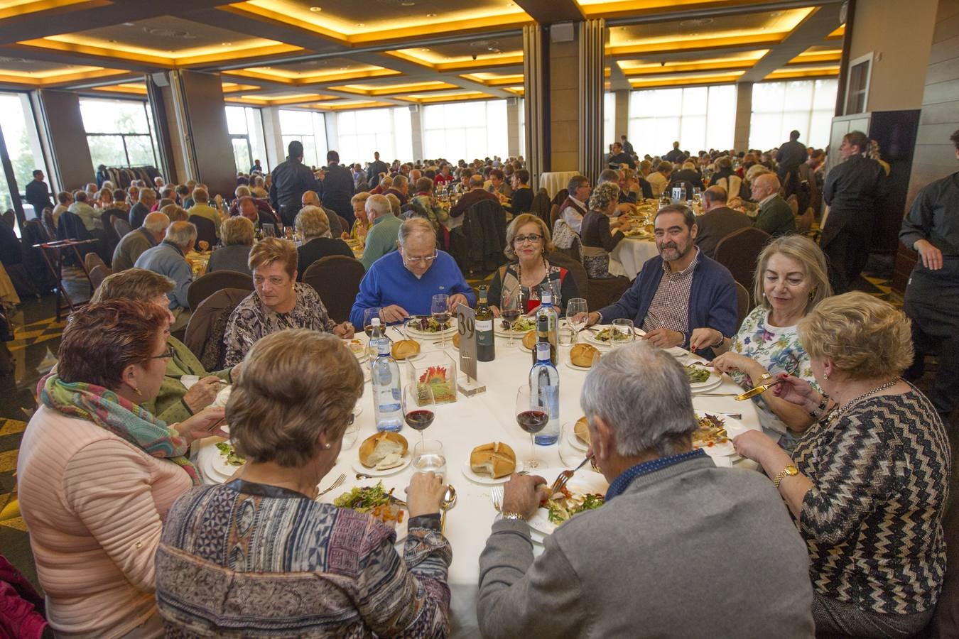 Jornada de mayores con comida en Delicatto (I)