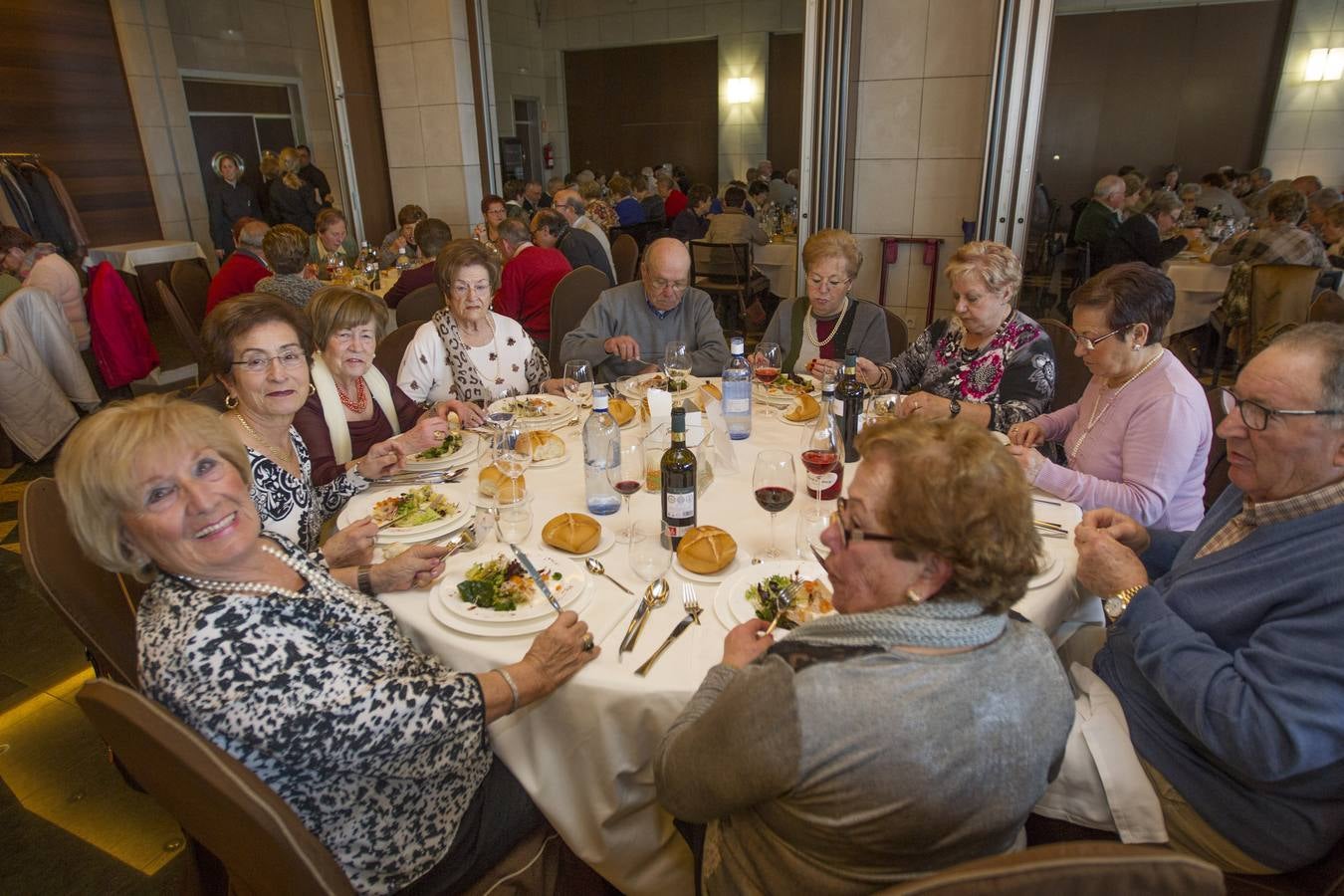 Jornada de mayores con comida en Delicatto (I)