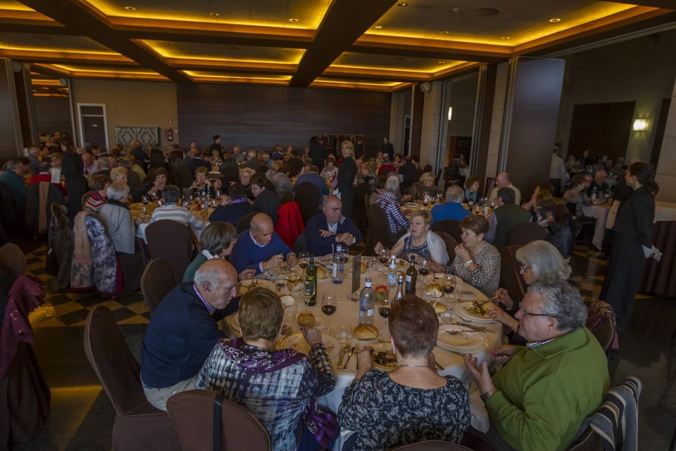 Jornada de mayores con comida en Delicatto (I)