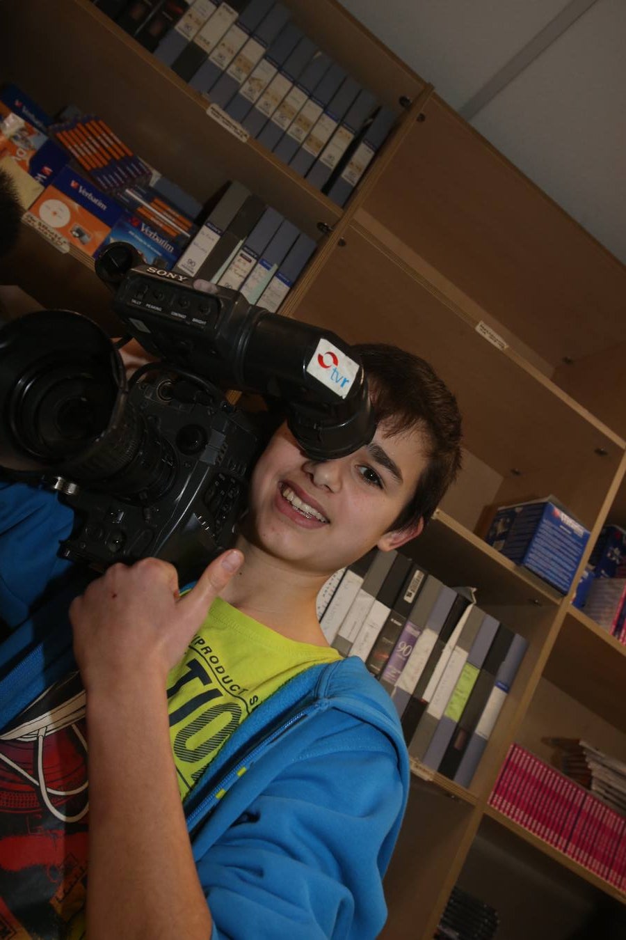 Visita de alumnos del Escultor Daniel