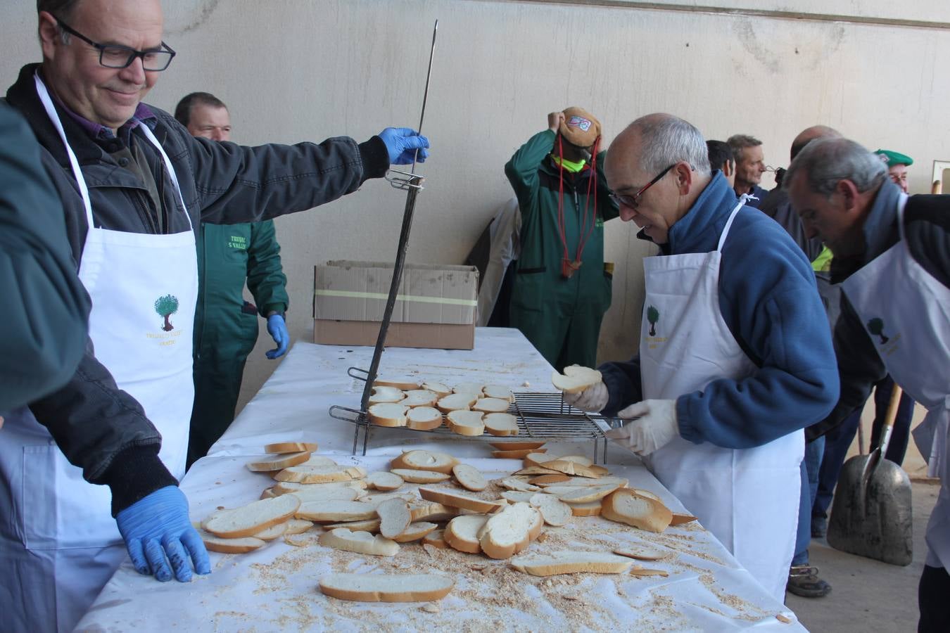 XVII Fiesta de la Pringada del Trujal Cooperativa 5 Valles de Arnedo