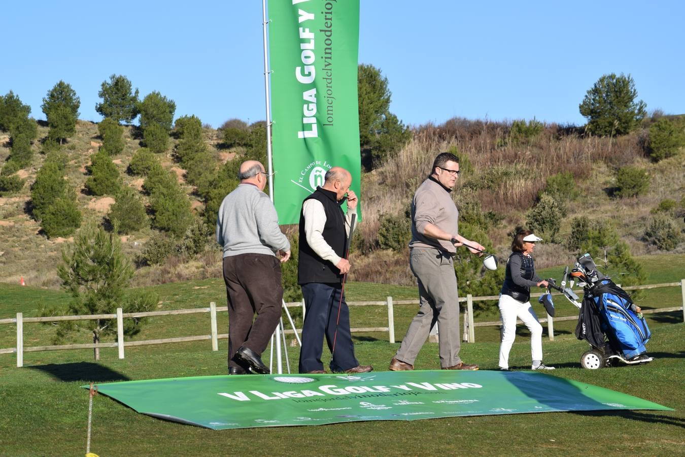 Arranca la competición en la V Liga de Golf y Vino (I)