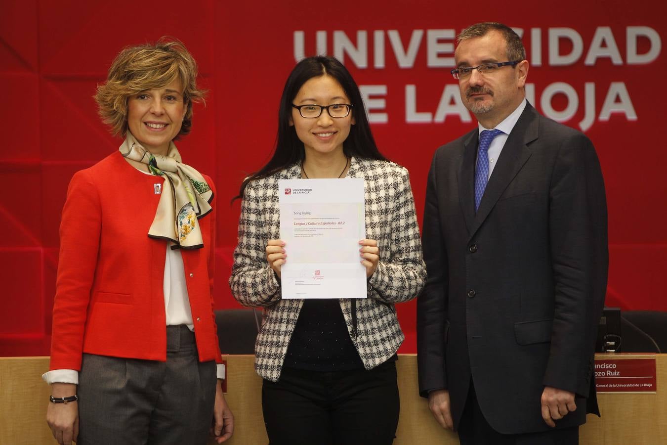 Entrega de diplomas y clausura en la UR del Curso de Lengua y Cultura Española