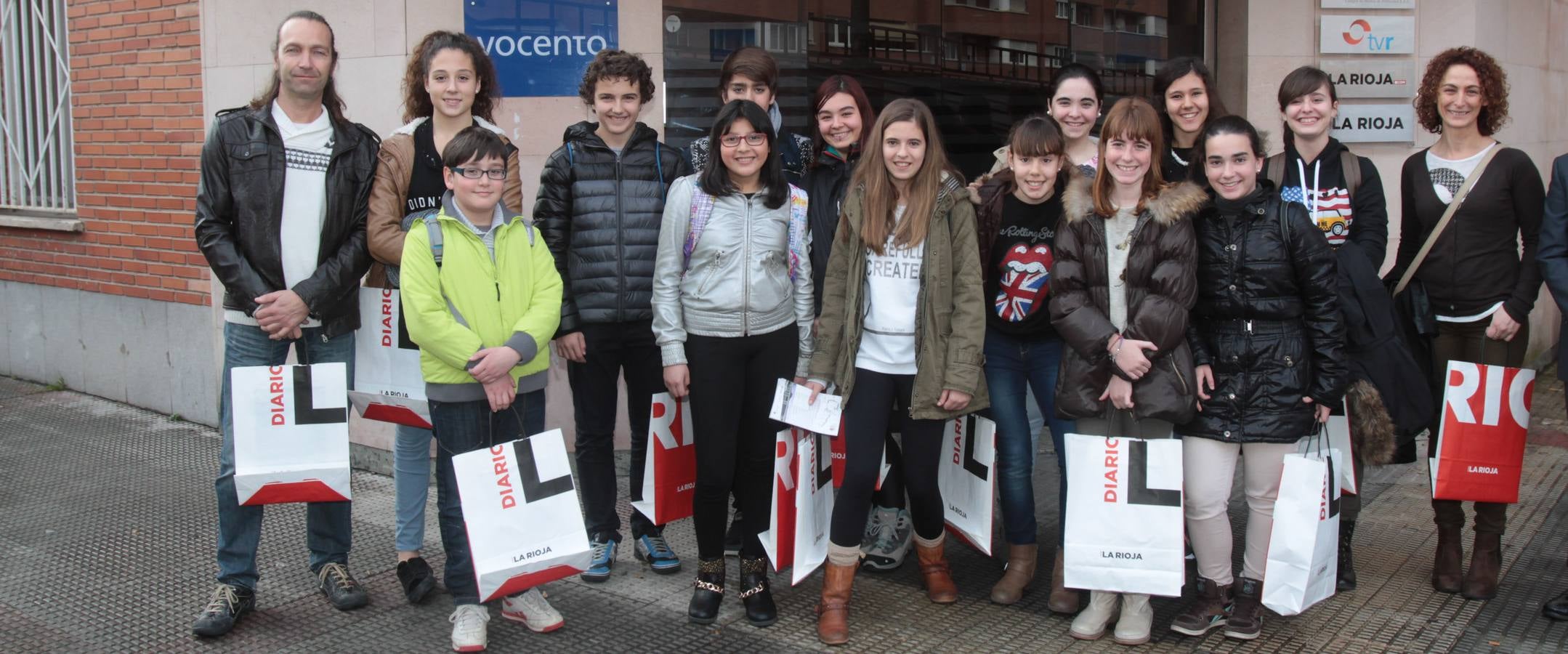 Los alumnos de 1º y 2º de la ESO del IES Gonzalo de Berceo visitan la multimedia de Diario LA RIOJA