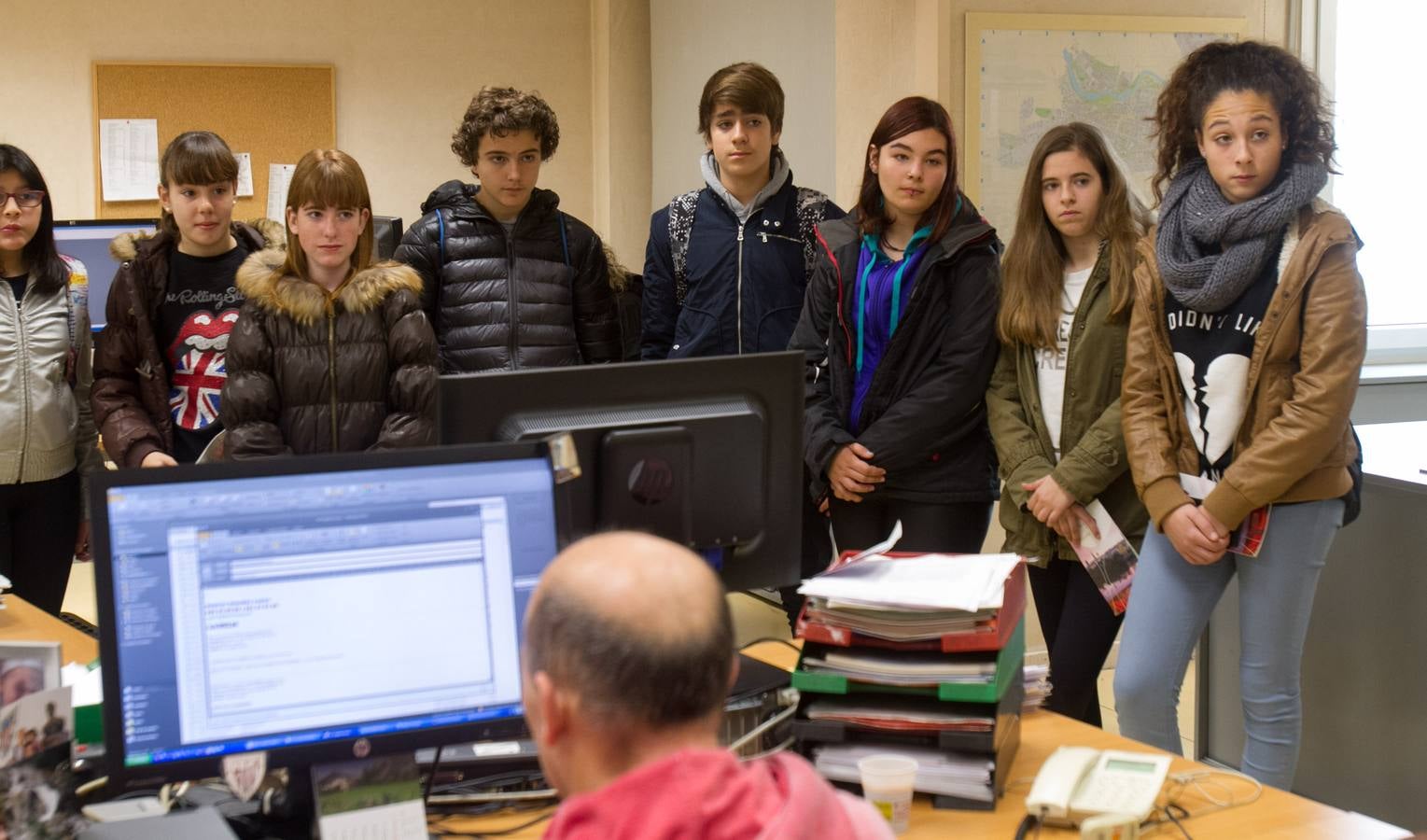 Los alumnos de 1º y 2º de la ESO del IES Gonzalo de Berceo visitan la multimedia de Diario LA RIOJA