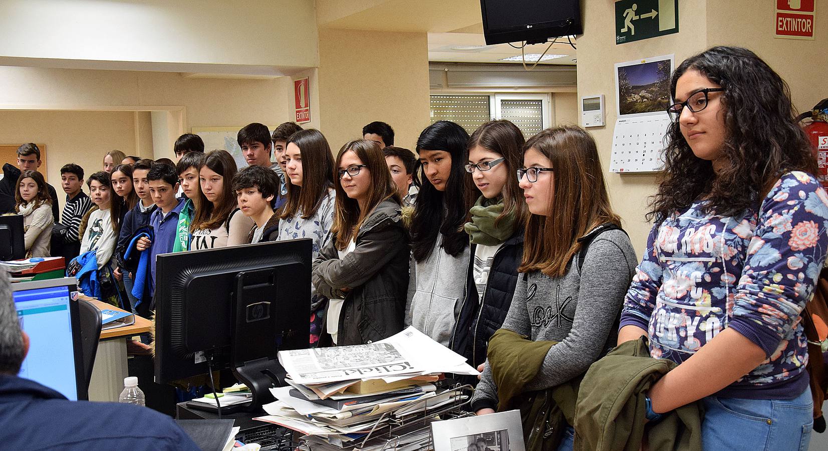 Alumnos de 1º y 2º de la ESO del Sies Rey Don García, sección Baños de Río Tobía, visitan la multimedia de Diario LA RIOJA