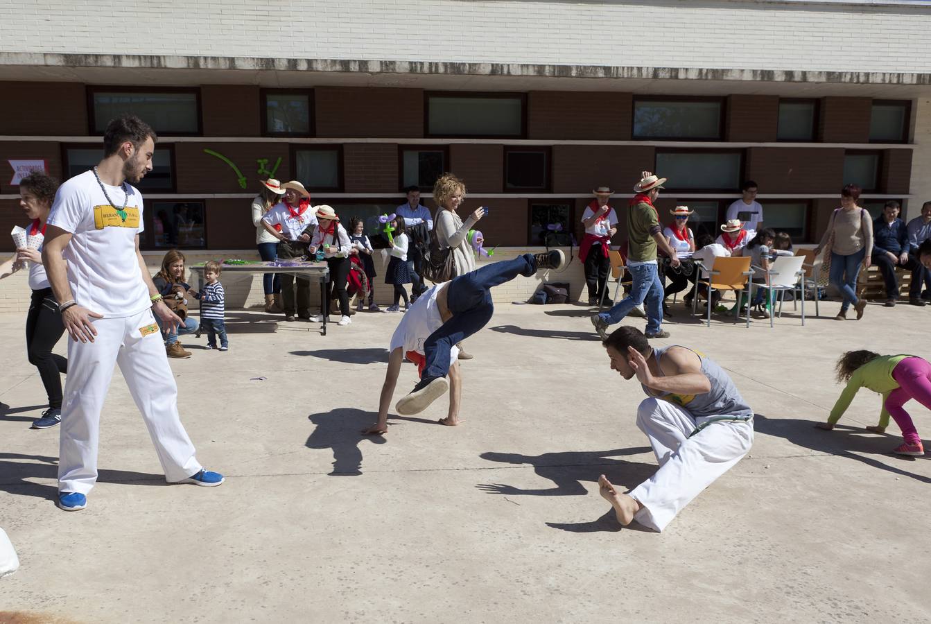 &#039;Fiesta de la Primavera Unnido&#039; de Arps