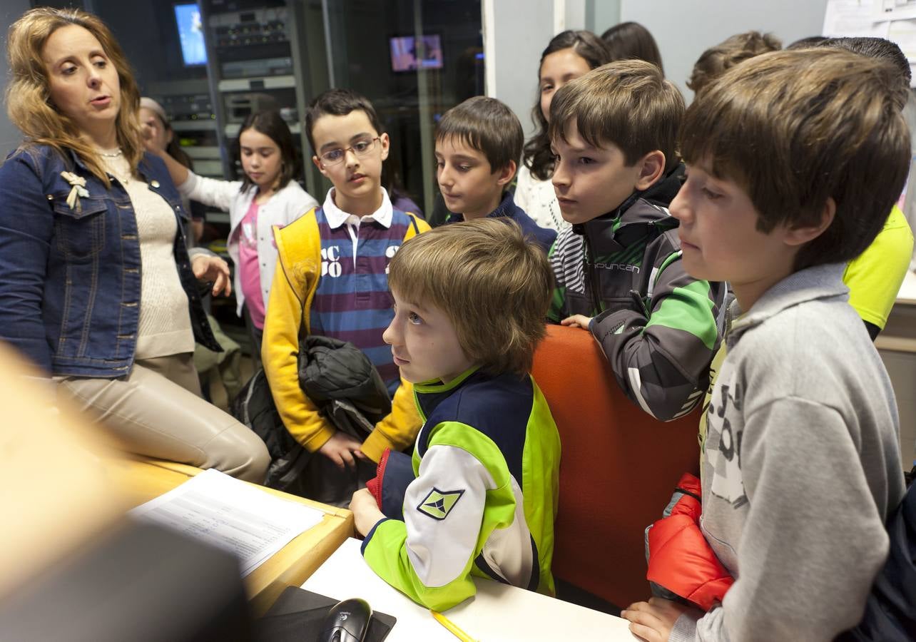 Los alumnos de 5º de primaria del Colegio Milenario de La Lengua visitan la multimedia de Diario LA RIOJA