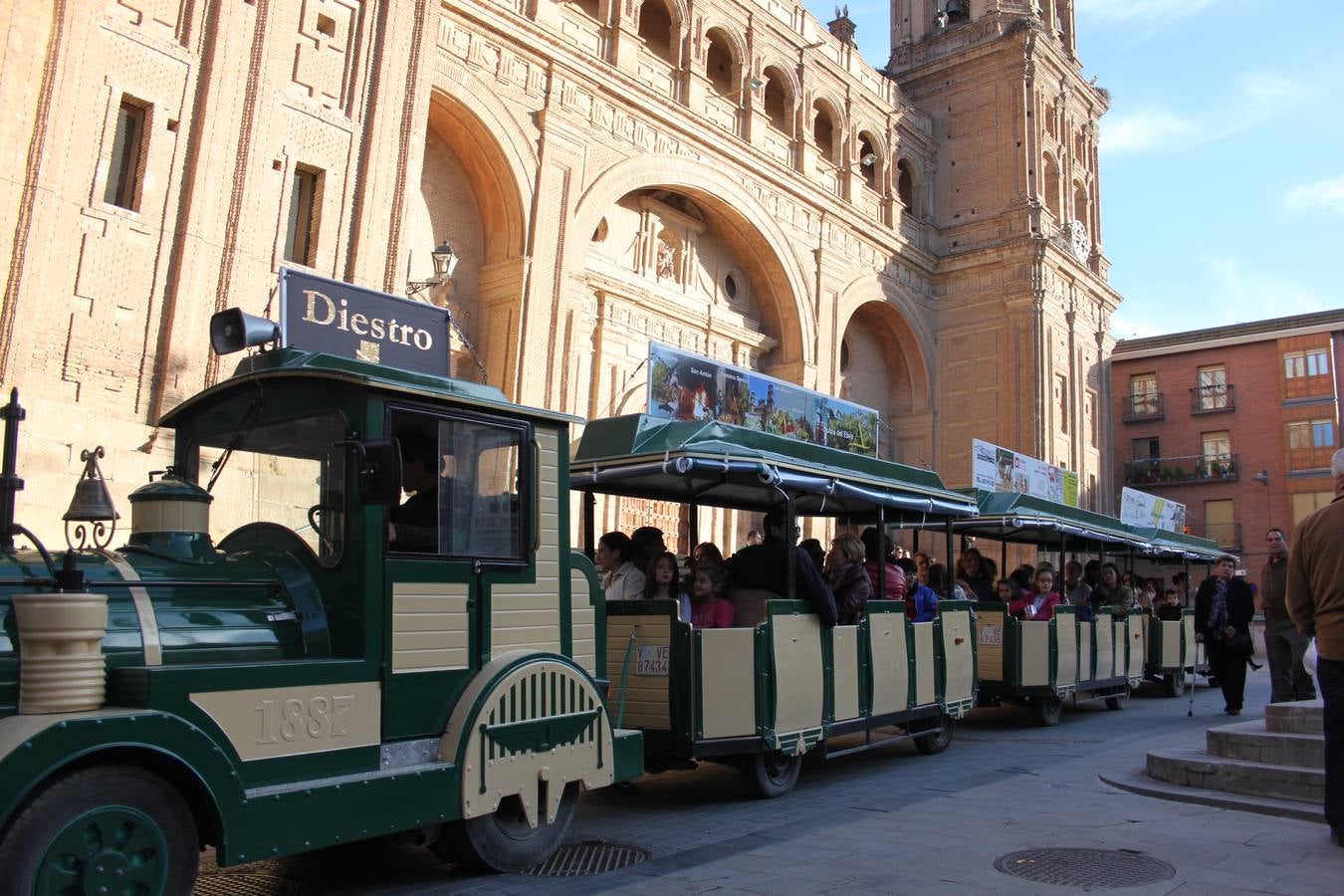 Alfaro disfruta su Semana Santa Verde