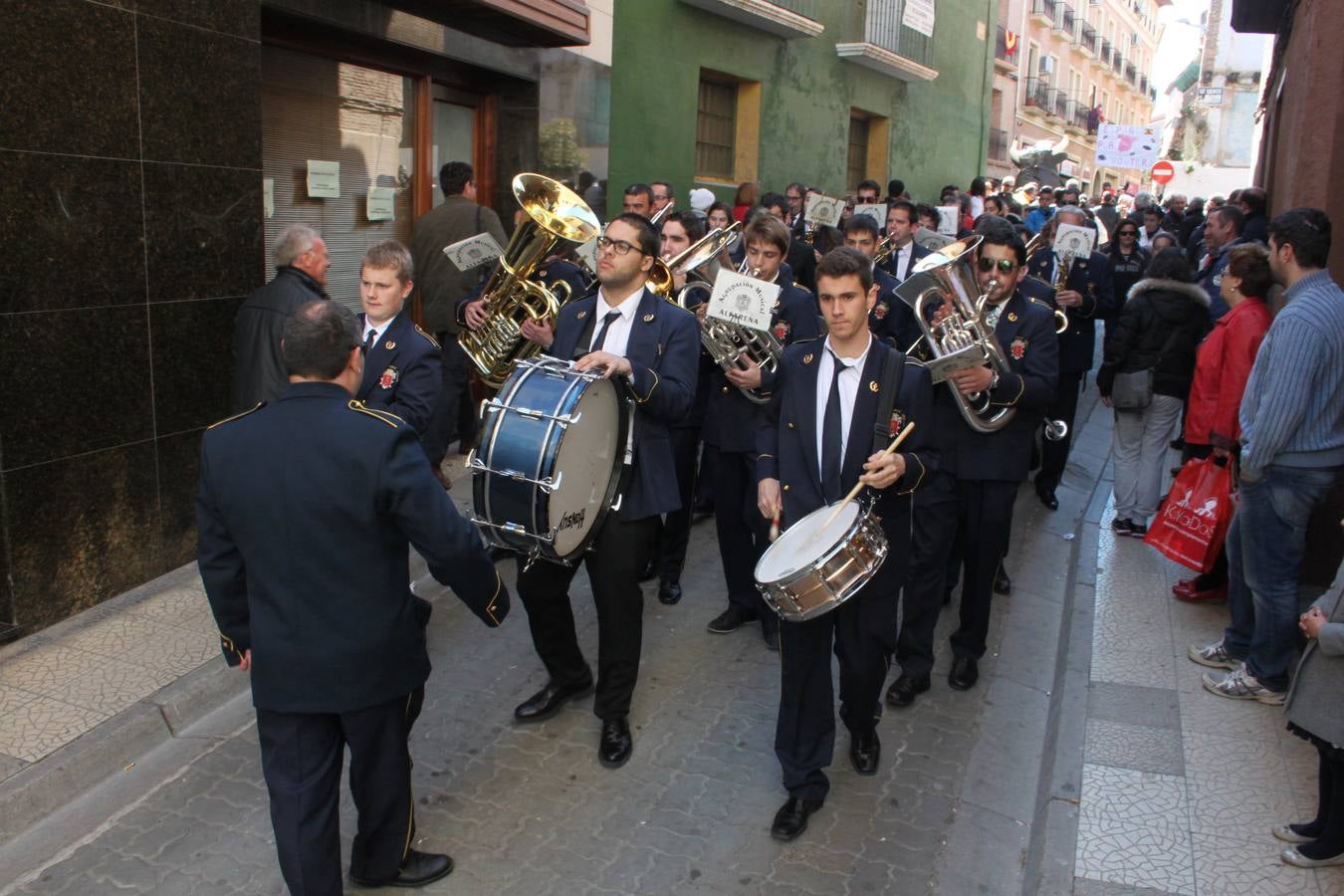 Alfaro celebra la quema de los Judas