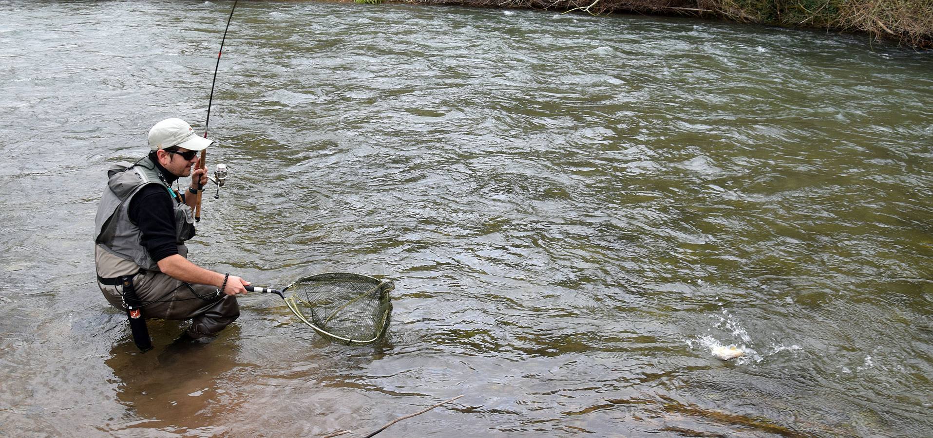 Primera jornada de pesca en La Rioja