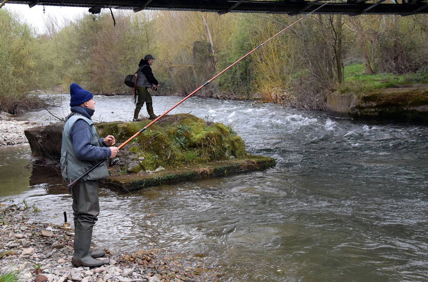 Primera jornada de pesca en La Rioja