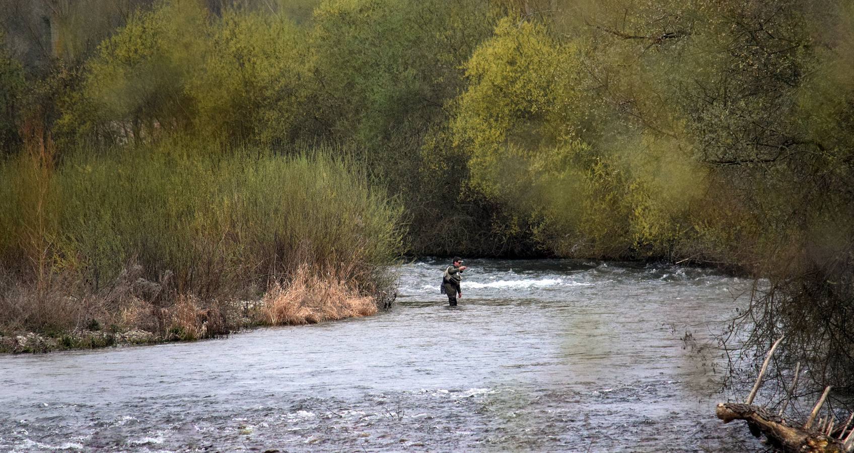 Primera jornada de pesca en La Rioja