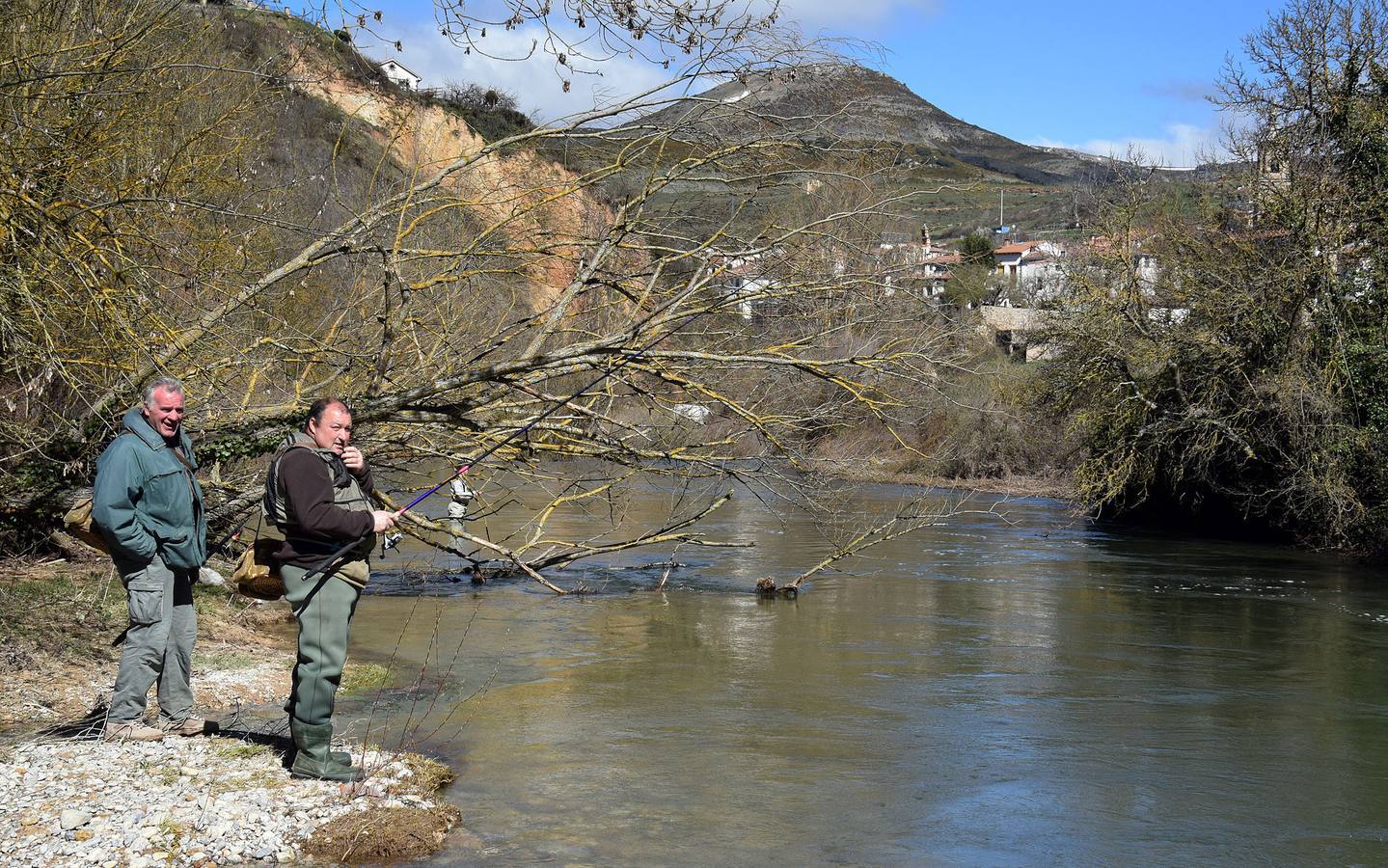 Primera jornada de pesca en La Rioja