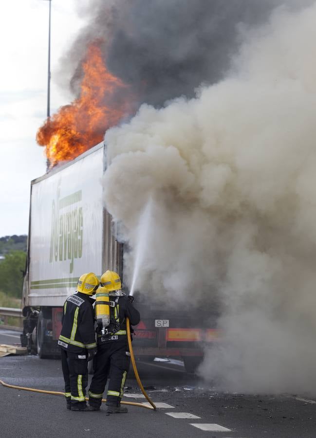 Aparatoso incendio