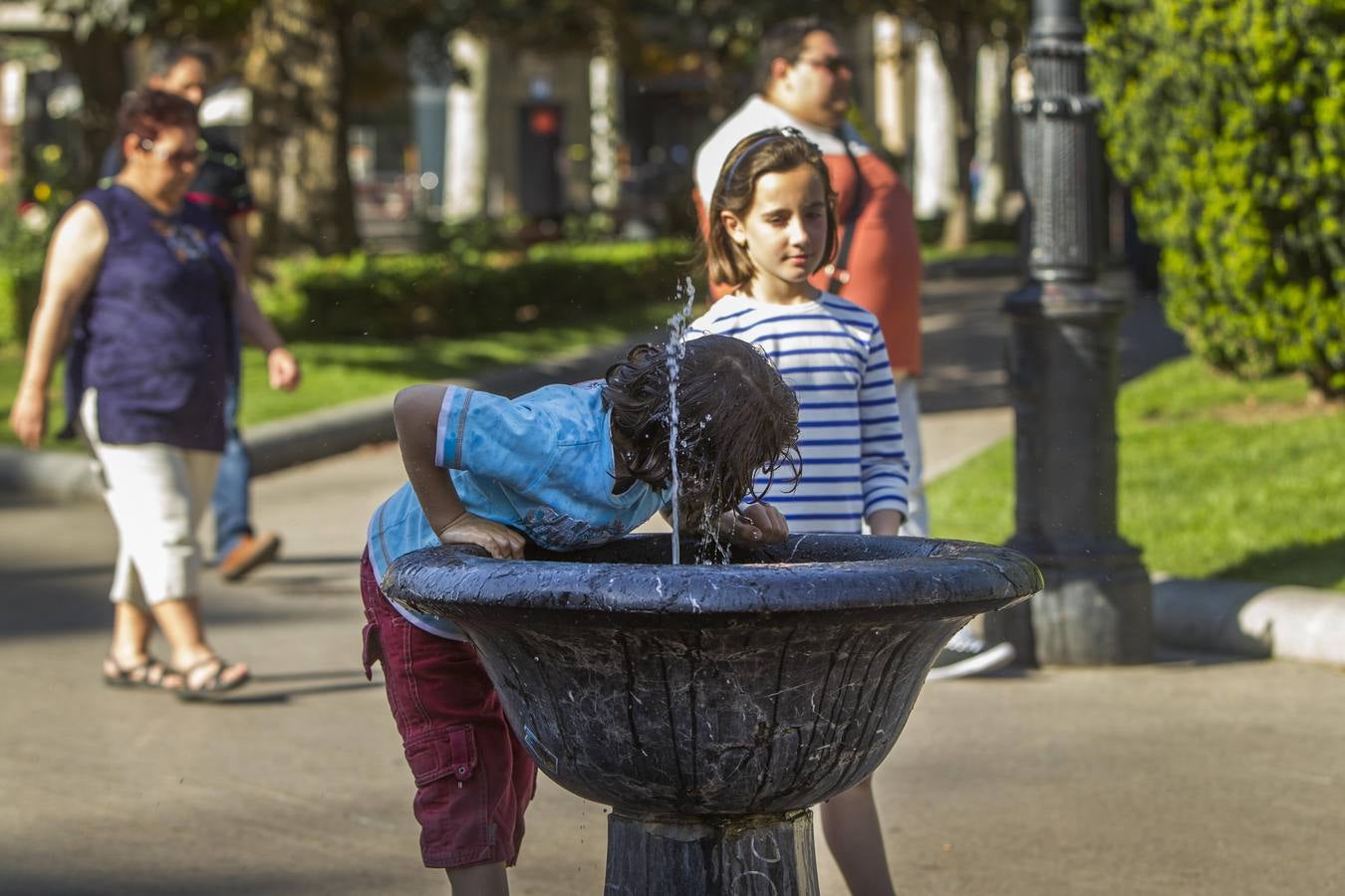 La Rioja disfruta y sufre el repentino calor