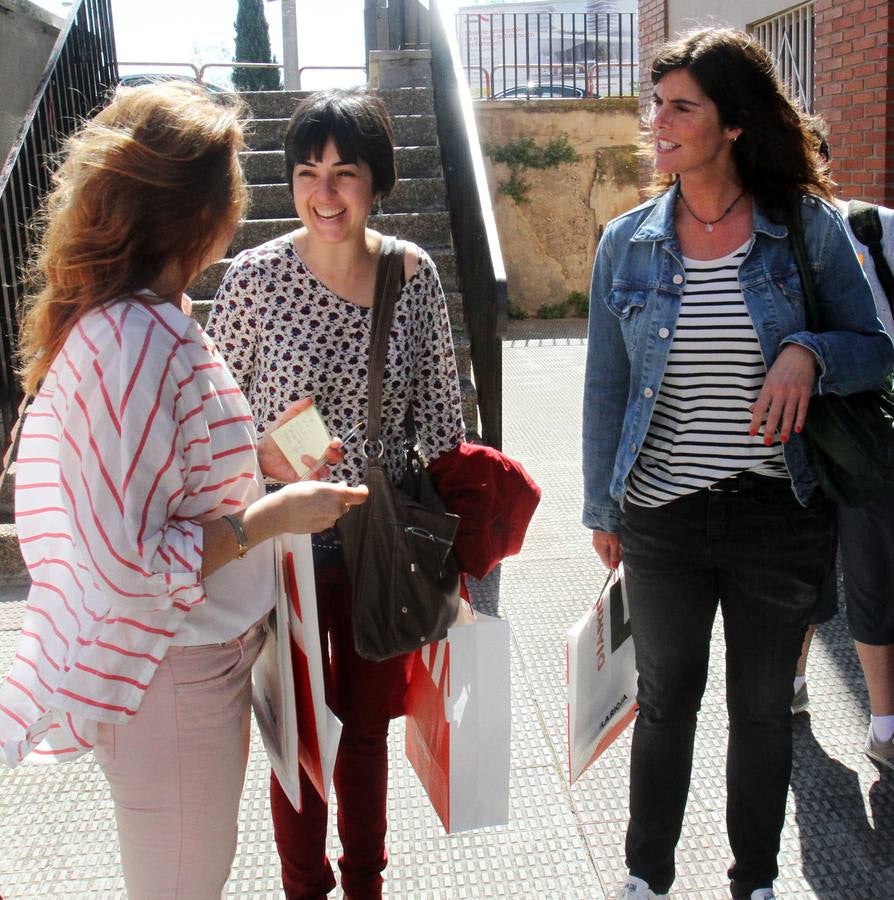 Los alumnos 2º de la ESO del Centro Marianistas de Vitoria y Logroño visitan la multimedia de Diario LA RIOJA