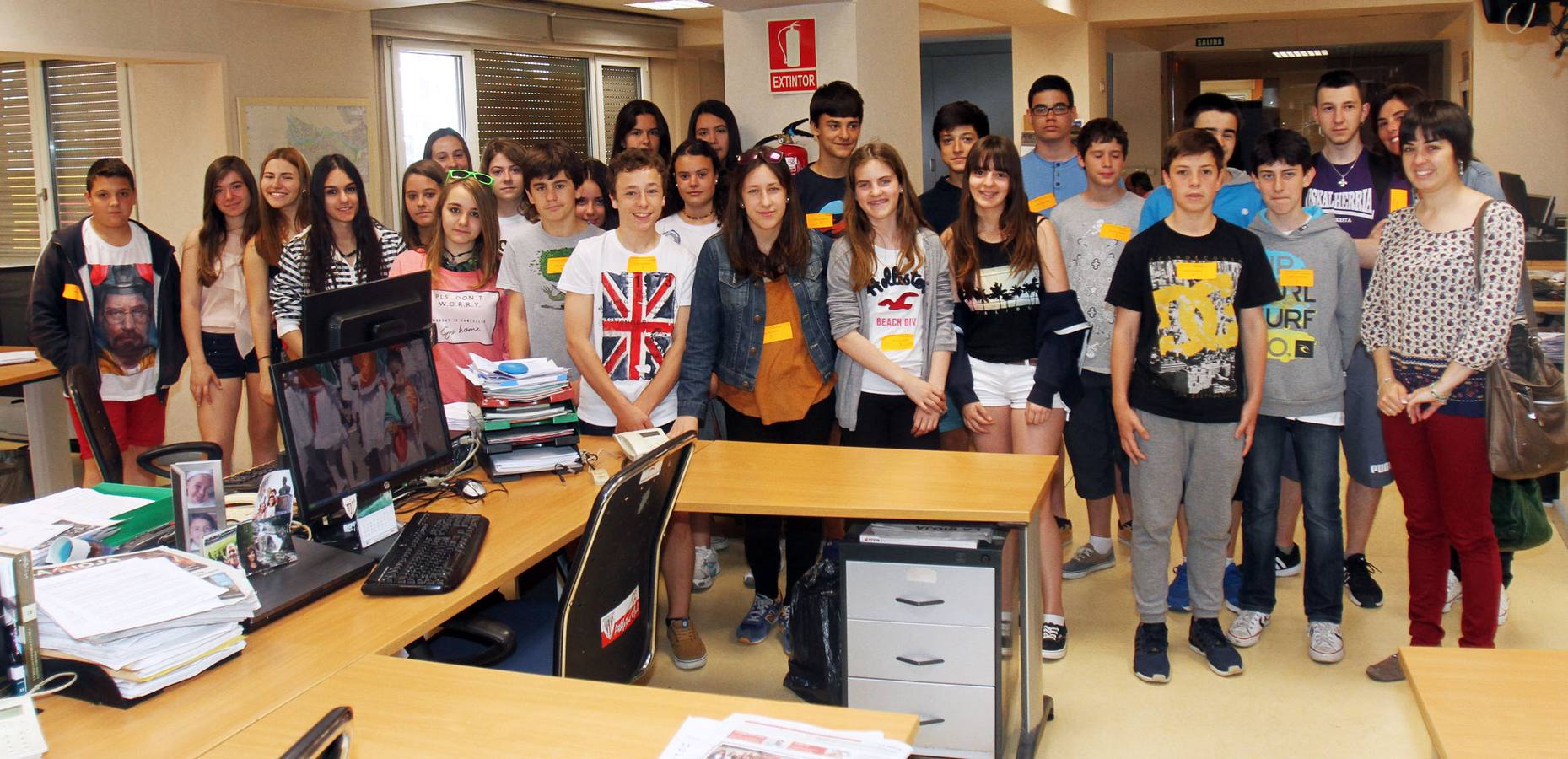 Los alumnos 2º de la ESO del Centro Marianistas de Vitoria y Logroño visitan la multimedia de Diario LA RIOJA