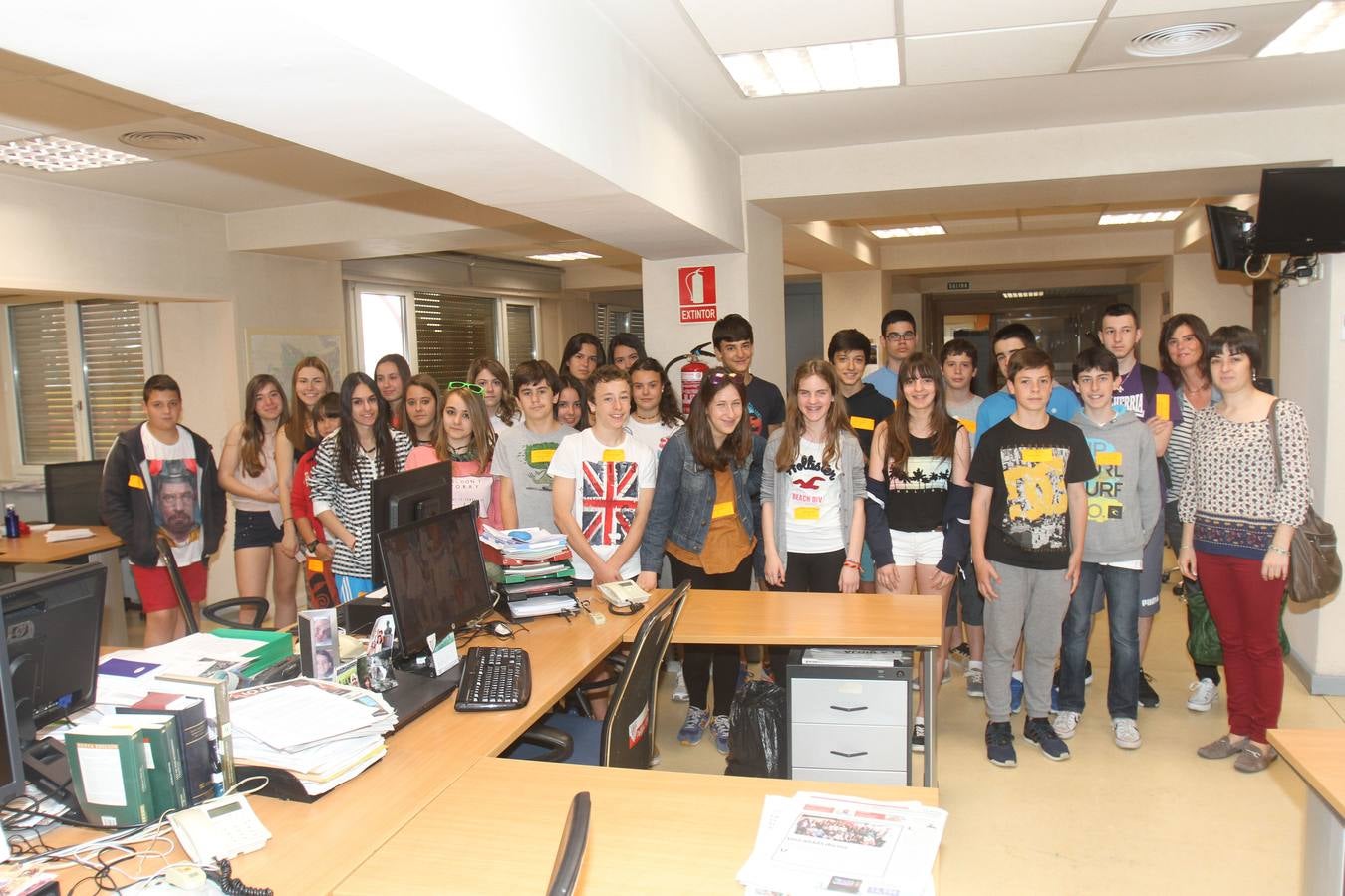 Los alumnos 2º de la ESO del Centro Marianistas de Vitoria y Logroño visitan la multimedia de Diario LA RIOJA