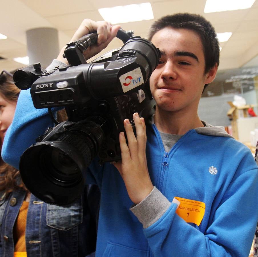 Los alumnos 2º de la ESO del Centro Marianistas de Vitoria y Logroño visitan la multimedia de Diario LA RIOJA