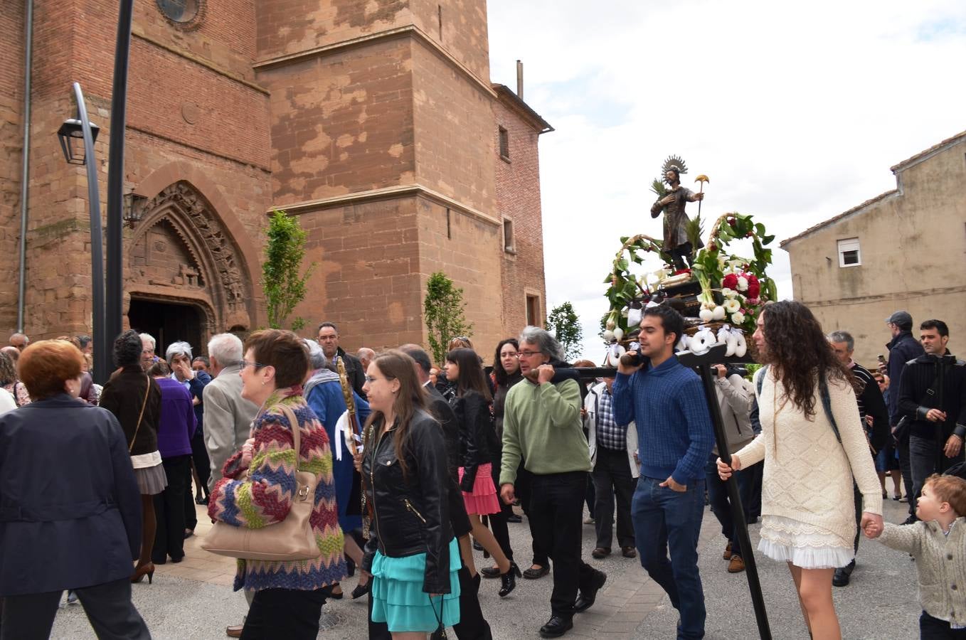 Calahorra. Imagen de San Isidro en procesión en Calahorra.