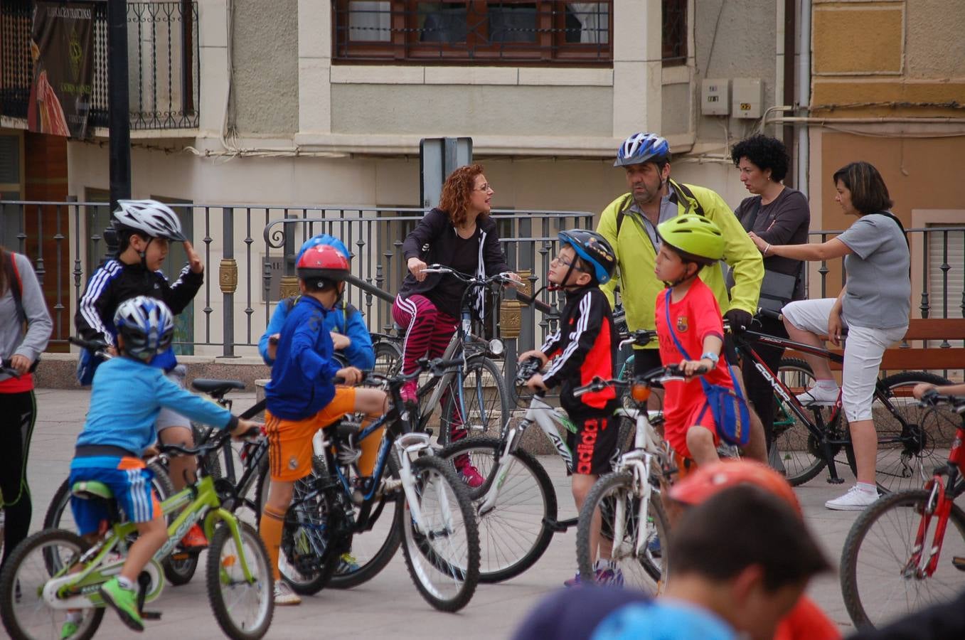 Bicicletada en Baños del Río Tobía