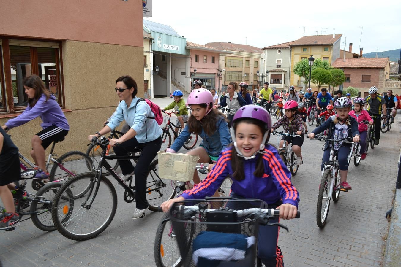 Bicicletada en Baños del Río Tobía
