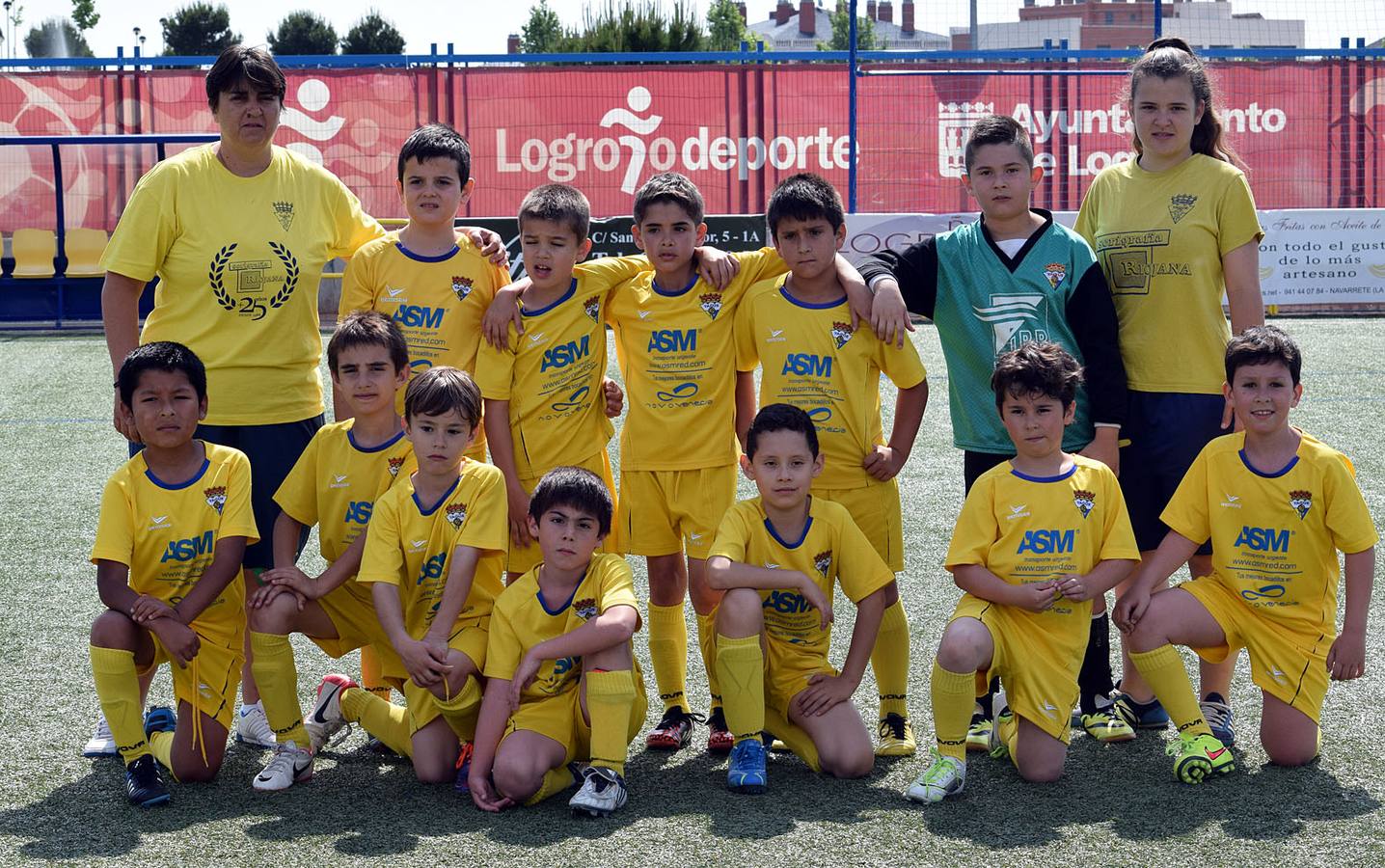 Primera jornada en El Salvador del Torneo de fútbol 8 del Yagüe