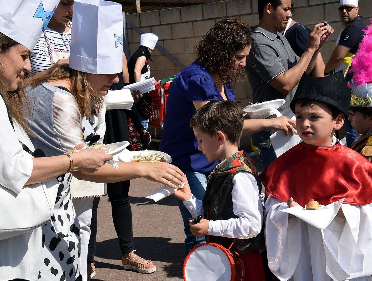 Los alumnos de Jesuitas recrean las Fiestas de San Bernabé