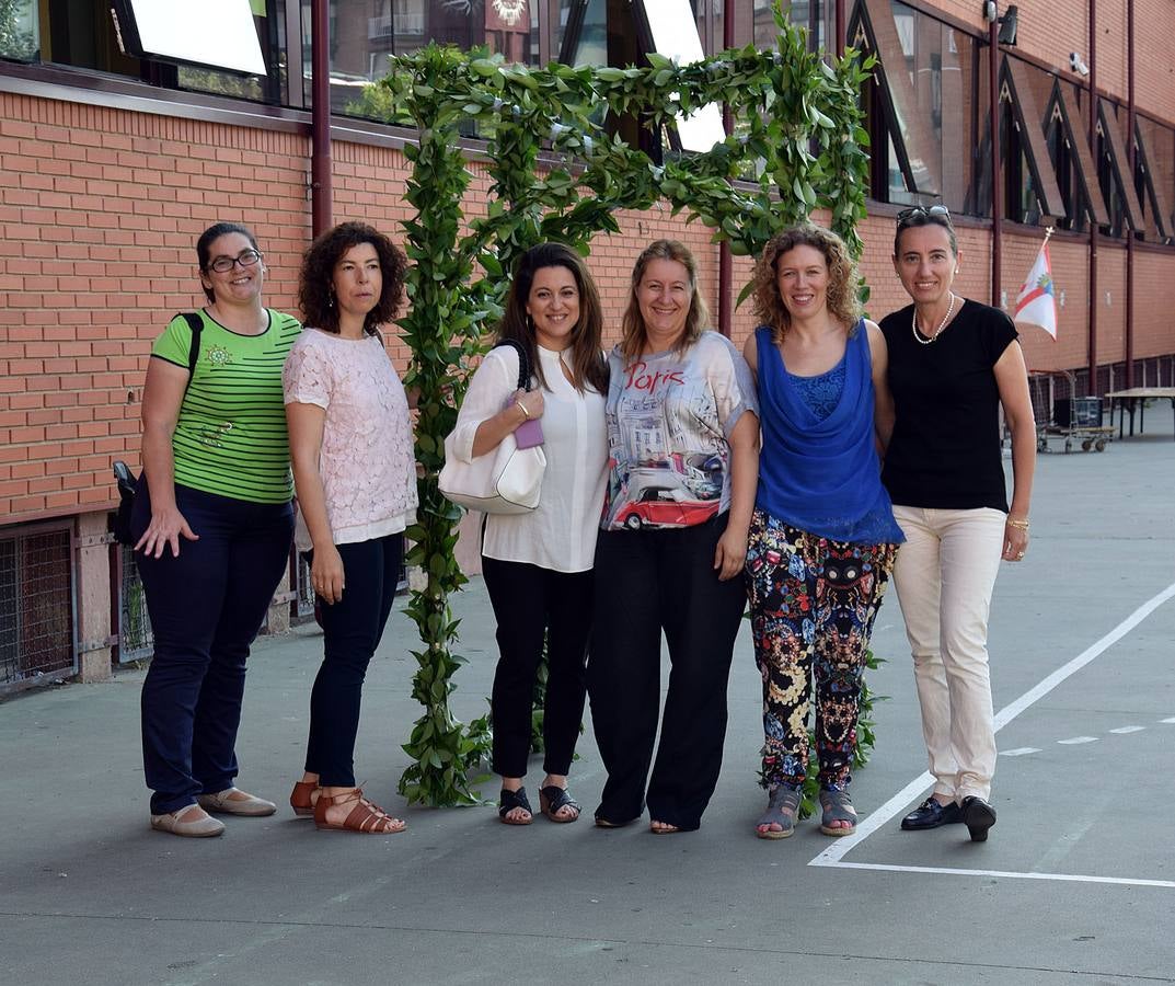 Los alumnos de Jesuitas recrean las Fiestas de San Bernabé