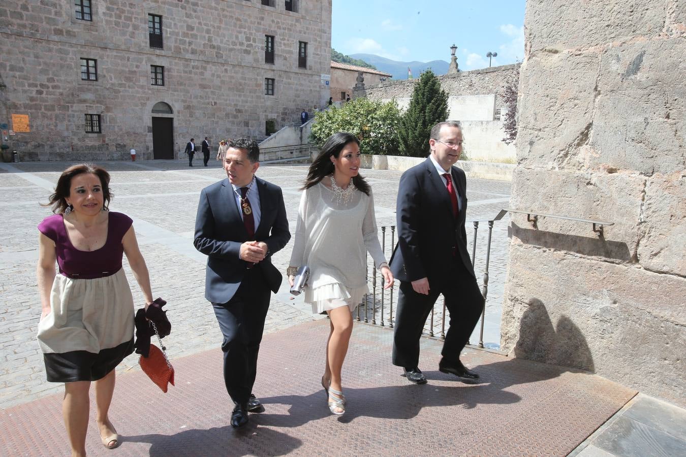 La llegada, el ambiente y las fotos de antes y de después de la entrega de las Medallas de La Rioja