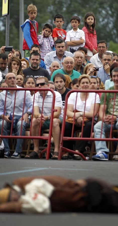 Representación del asedio en la tarde del martes