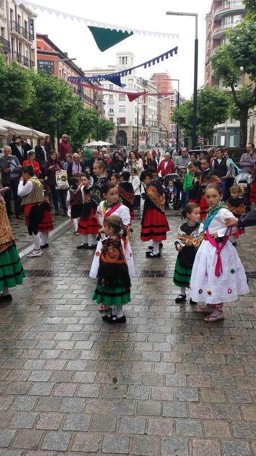 Danzas en Bretón por San Bernabé