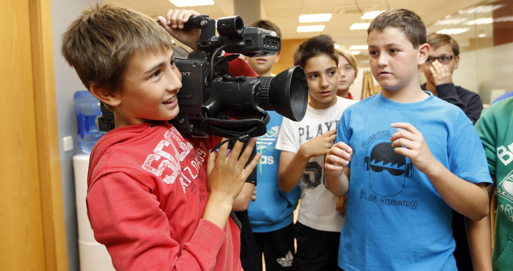 Los alumnos de 6º A del Colegio Las Gaunas de Logroño visita la multimedia de Diario LA RIOJA