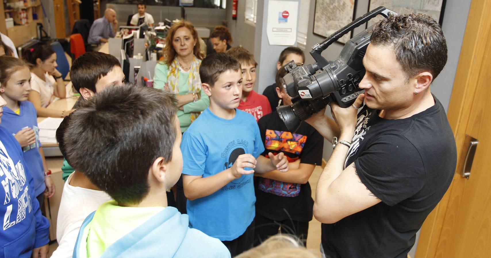 Los alumnos de 6º A del Colegio Las Gaunas de Logroño visita la multimedia de Diario LA RIOJA