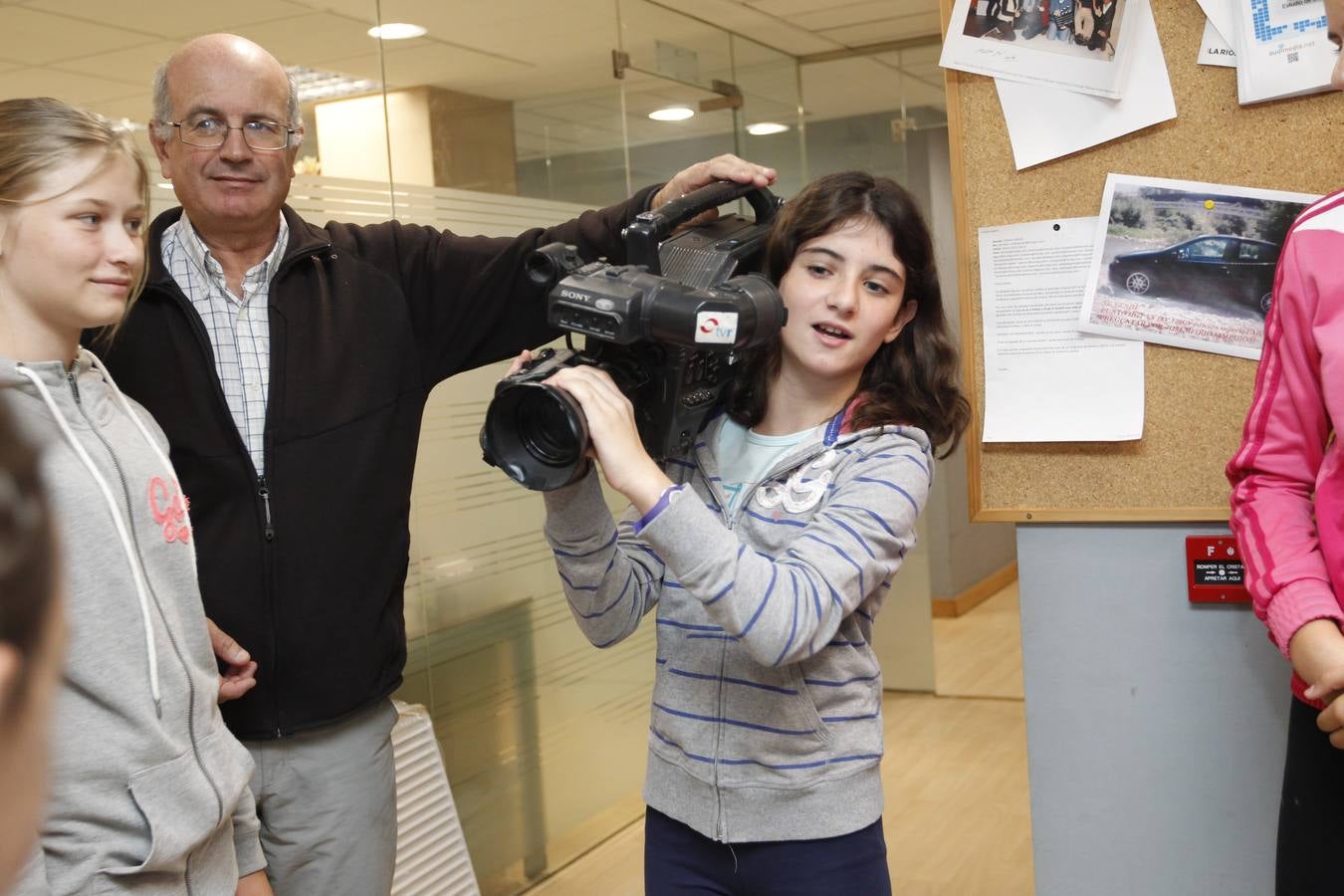 Los alumnos de 6º A del Colegio Las Gaunas de Logroño visita la multimedia de Diario LA RIOJA