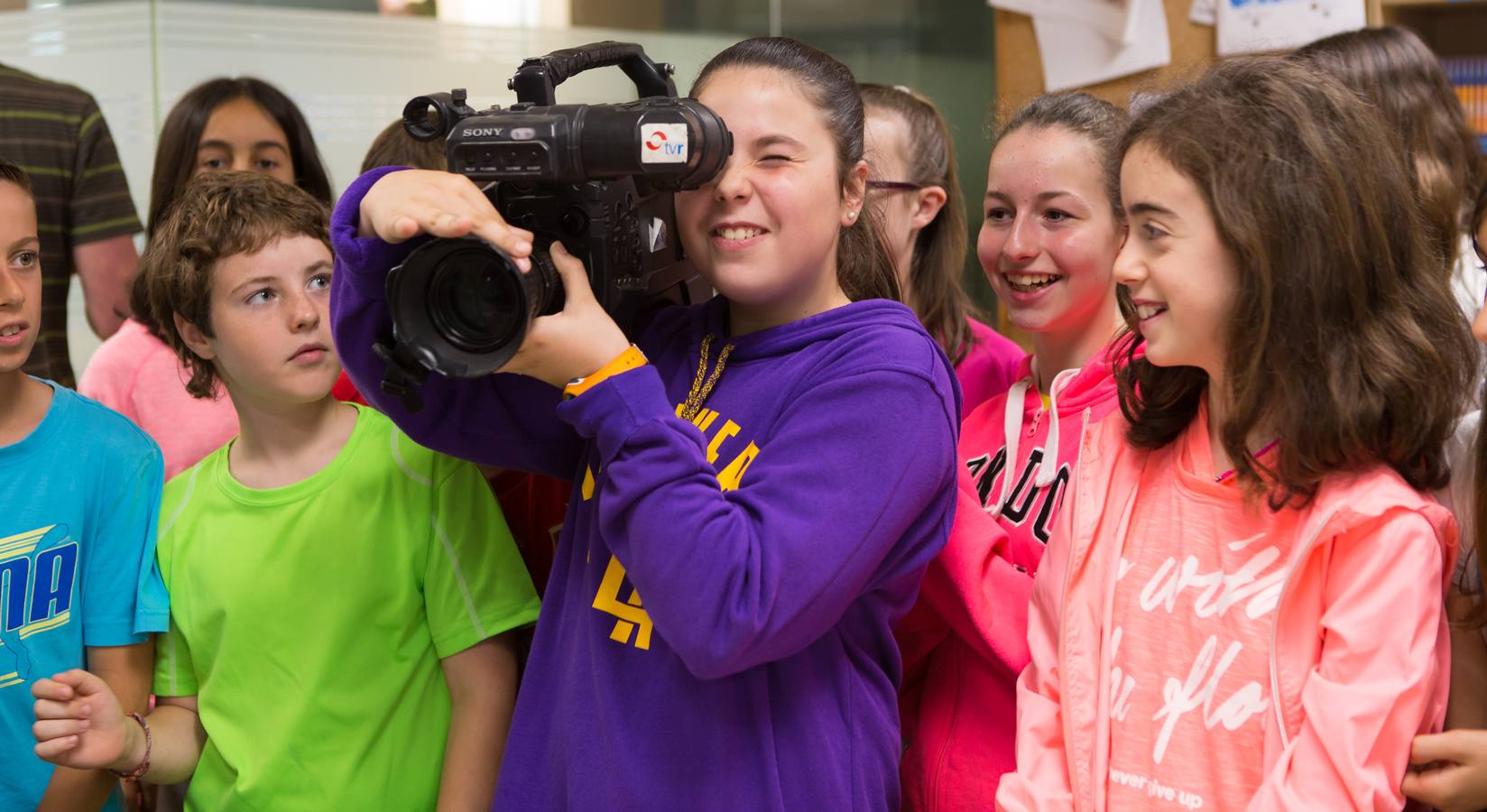 Los alumnos de 6º B del colegio Las Gaunas de Logroño visitan la multimedia de Diario LA RIOJA