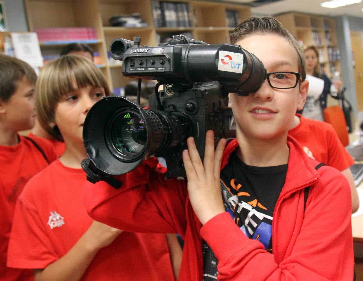 Los alumnos de 6 º C del Colegio Las Gaunas de Logroño visitan la multimedia de Diario LA RIOJA