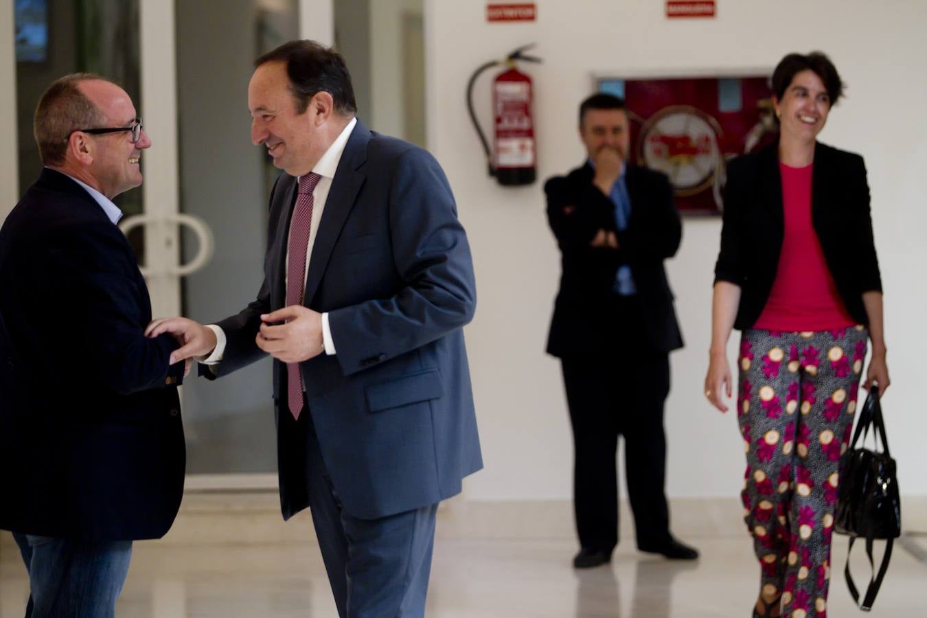 Un día histórico en el Parlamento riojano