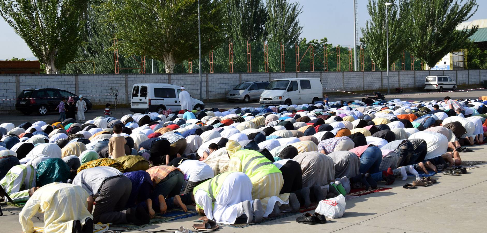 La federación islámica celebra la oración del FITR, final del Ramadán