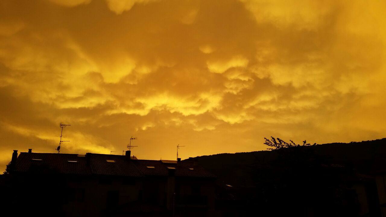 Cielo tras la tormenta en Ezcaray