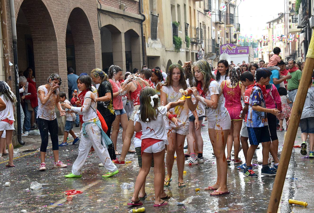 El cohete da inicio a las fiestas de Murillo