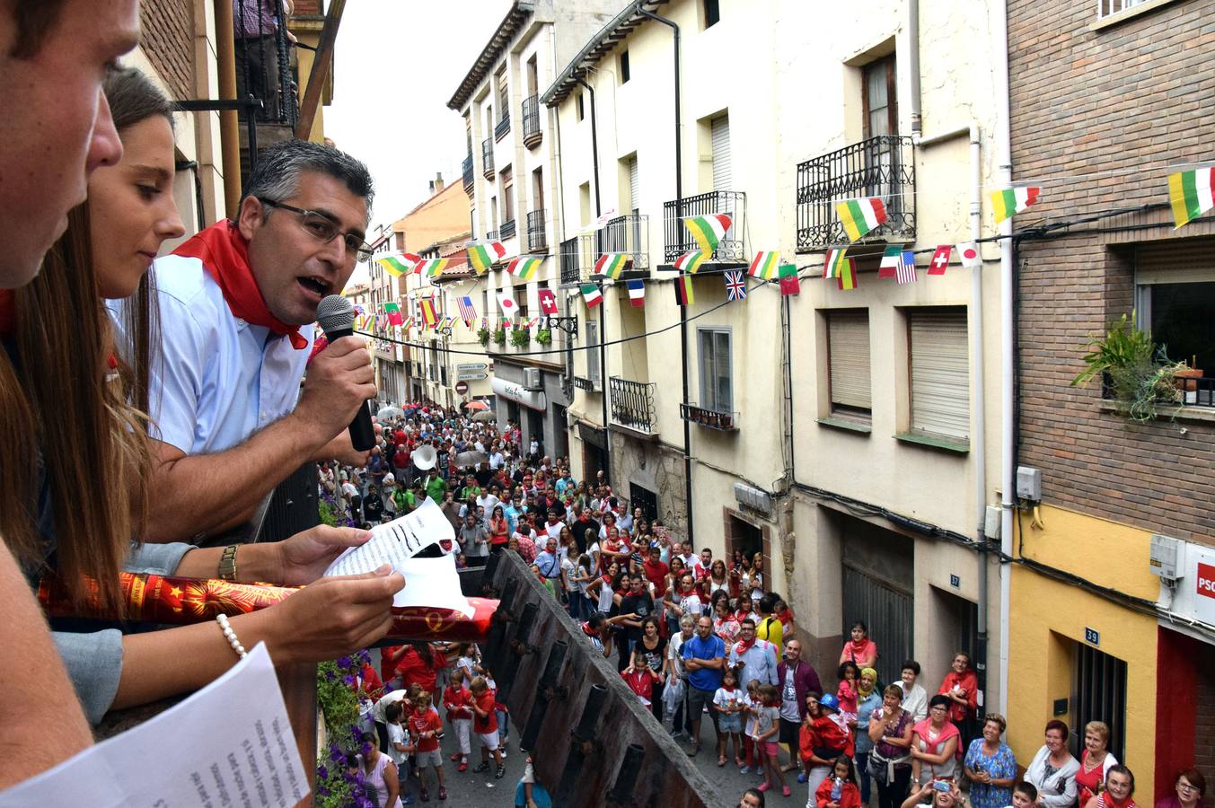 El cohete da inicio a las fiestas de Murillo