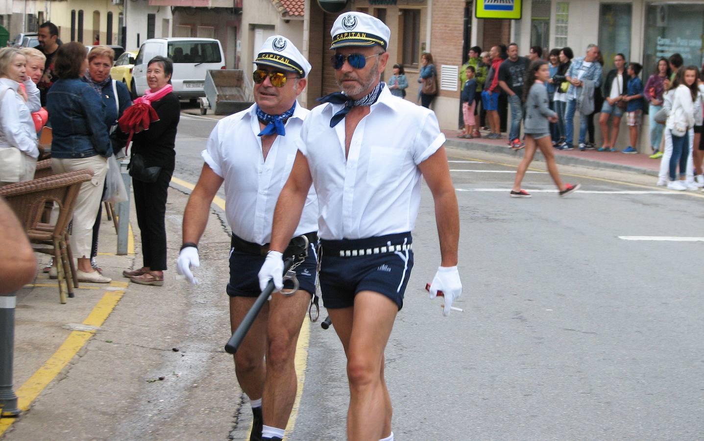 Los &#039;Cuquis&#039; organizan un desfile gay por las fiestas