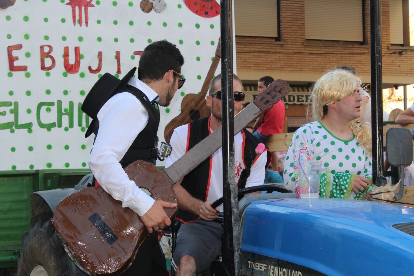 Desfile de carrozas en Rincón de Soto (I)